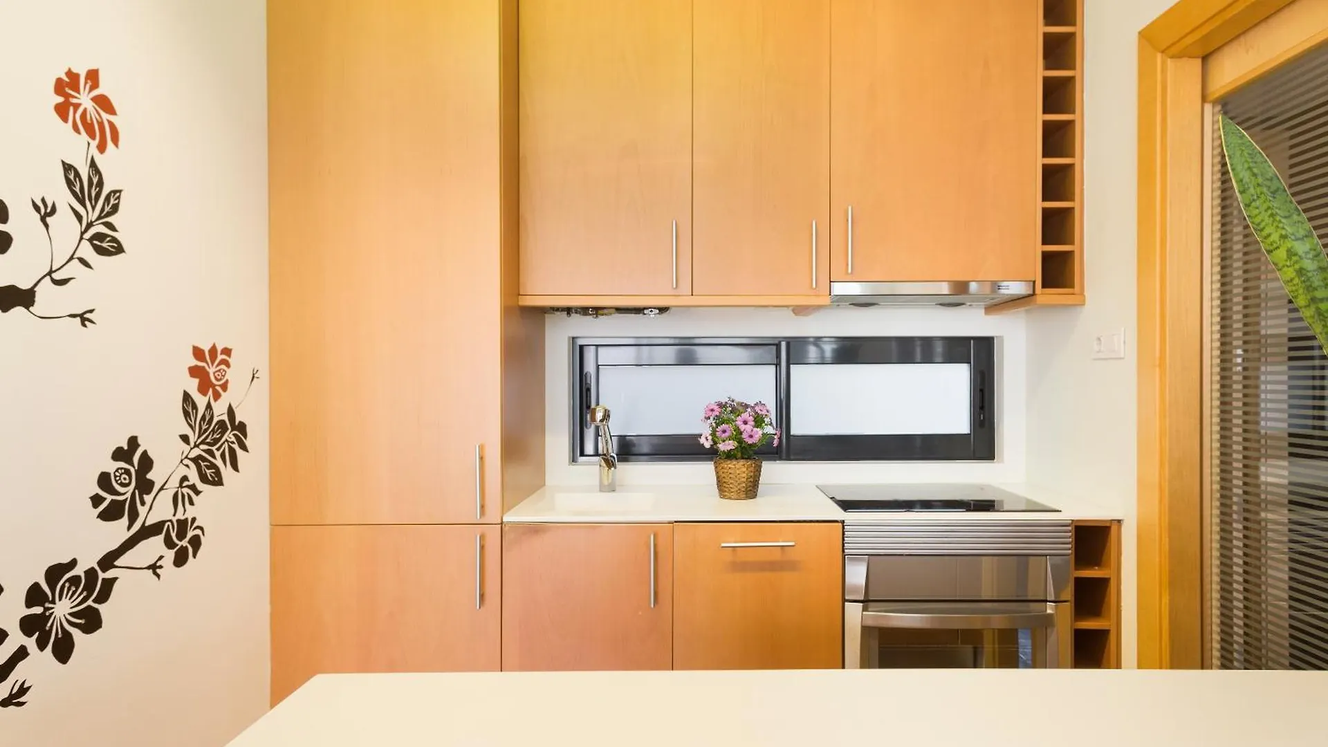 My Space Emirates - Executive Apartments With Private Balcony Barcelone 0*,  Espagne